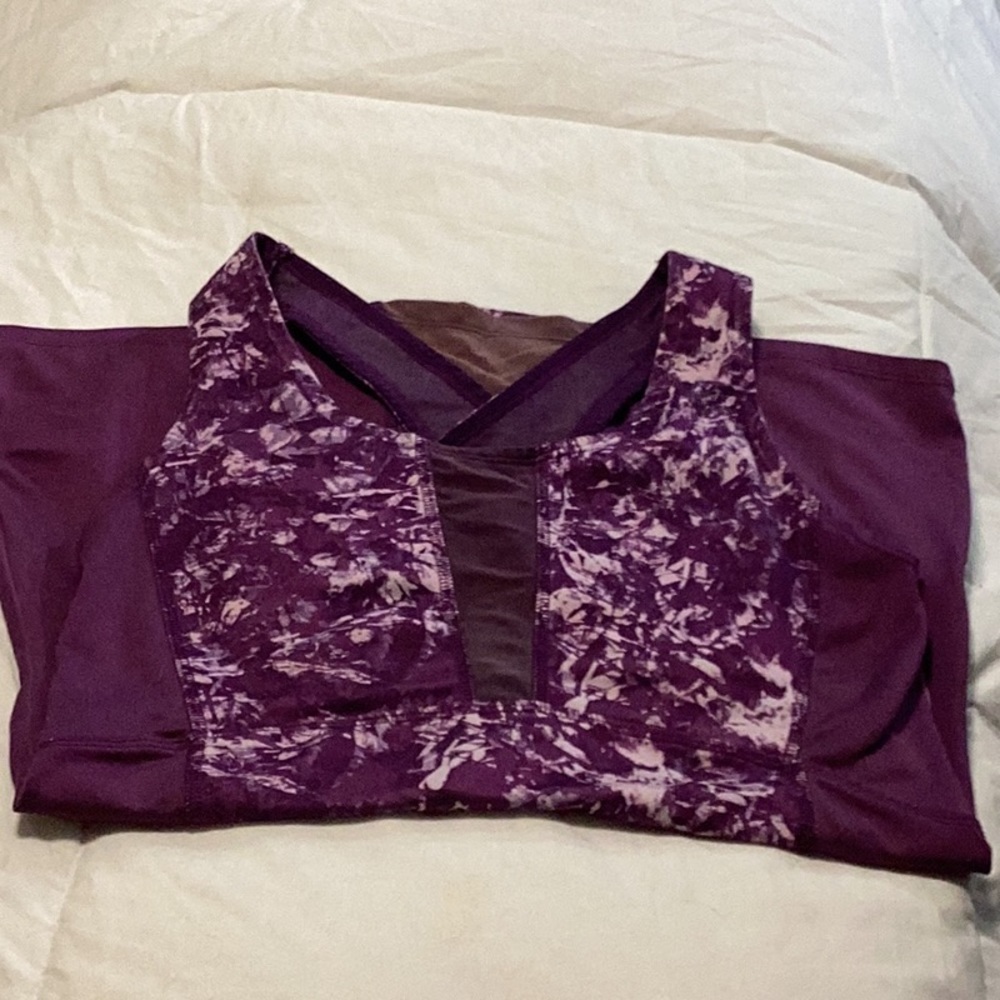 Athletic shirt